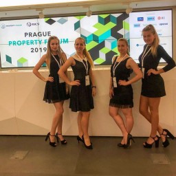 Anglicky mluvící hostesky na Prague Property Forum