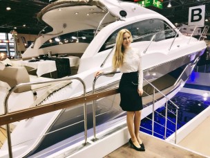 Hostess for Boot Dusseldorf