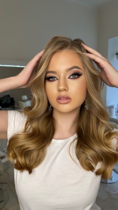 Adela 